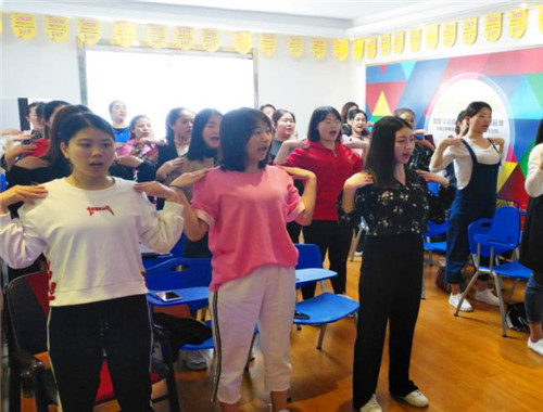 海薇幼少儿口才